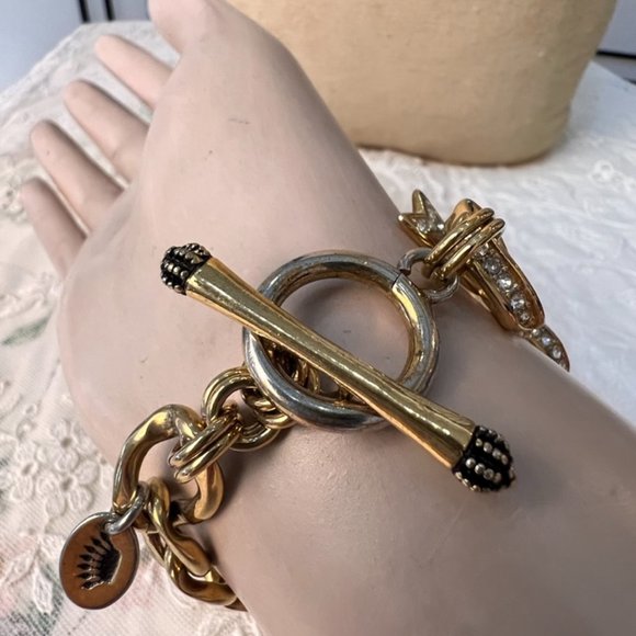 Juicy Couture Bracelet Gold Plated LinksGold Bow with Crystals - Picture 5 of 11